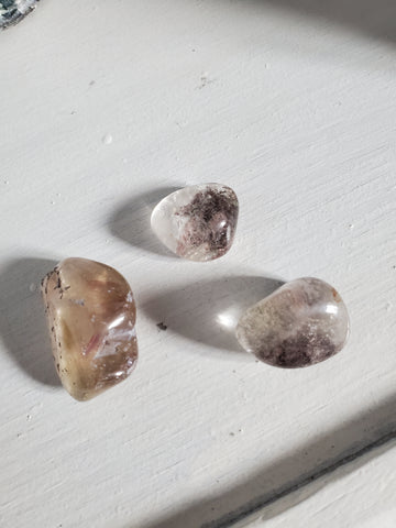 Natural polished Garden Quartz tumble