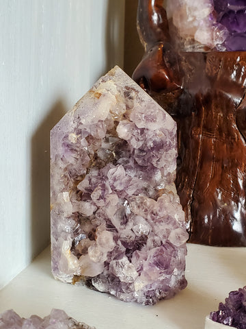 Natural raw Amethyst druse point